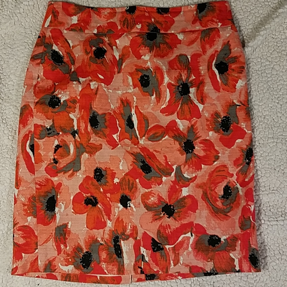 Ann Taylor Petites Red Floral Lined Knee Length Skirt Size 0